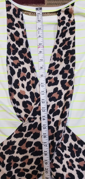 NWOT Mixed Print Blouse - Picture 4 of 9